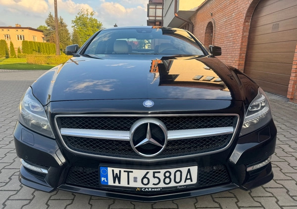 Mercedes-Benz CLS cena 72900 przebieg: 309000, rok produkcji 2011 z Radom małe 742